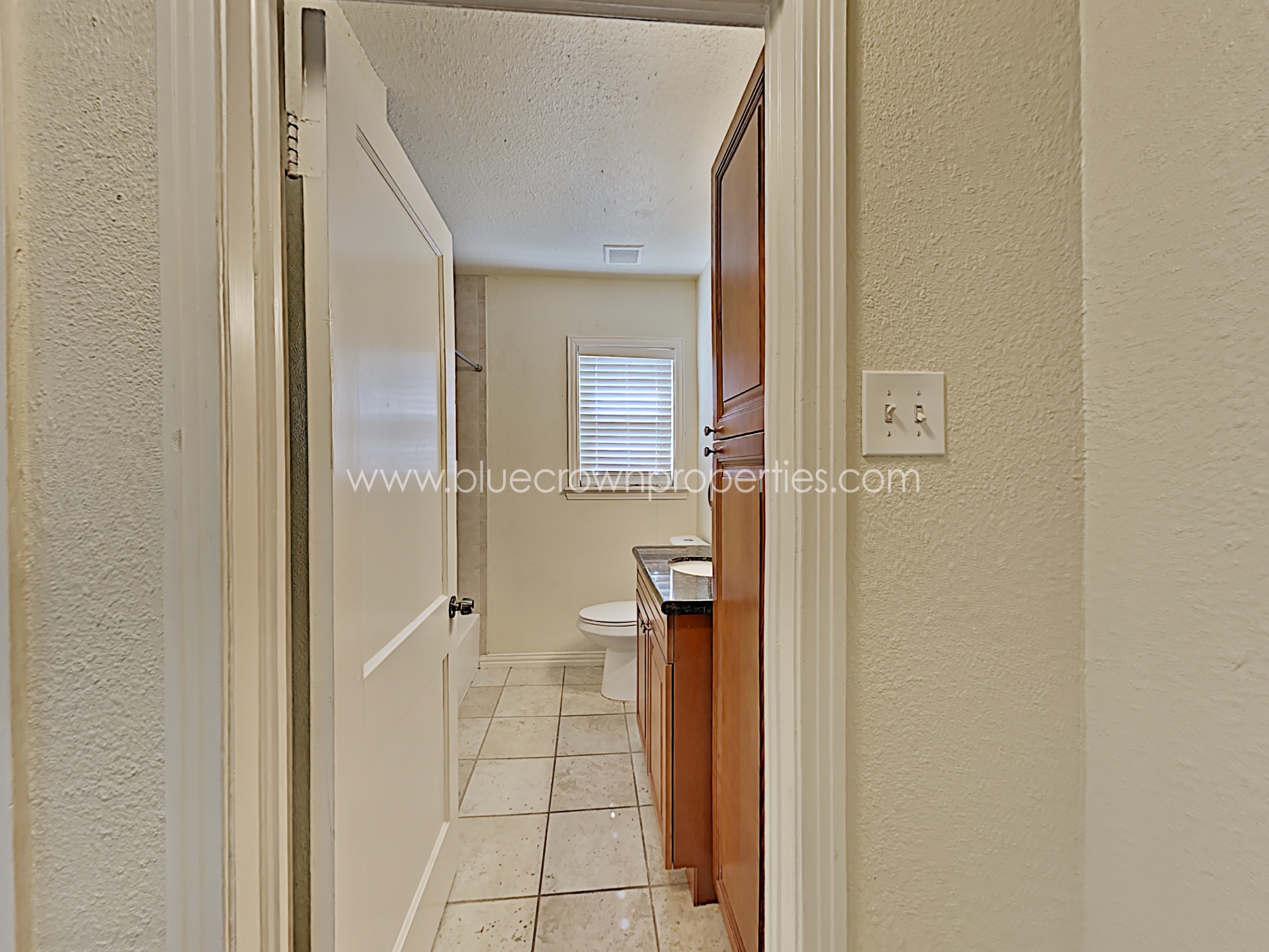 6491 Bordeaux Ave — property photo 5