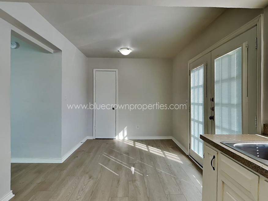 1804 Bristol Cove — property photo 3