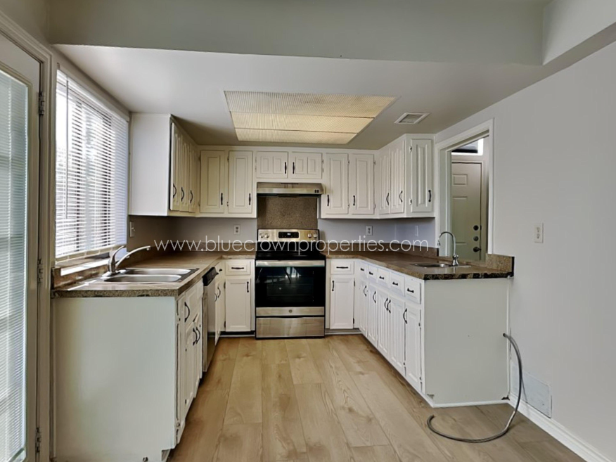 1804 Bristol Cove — property photo 4