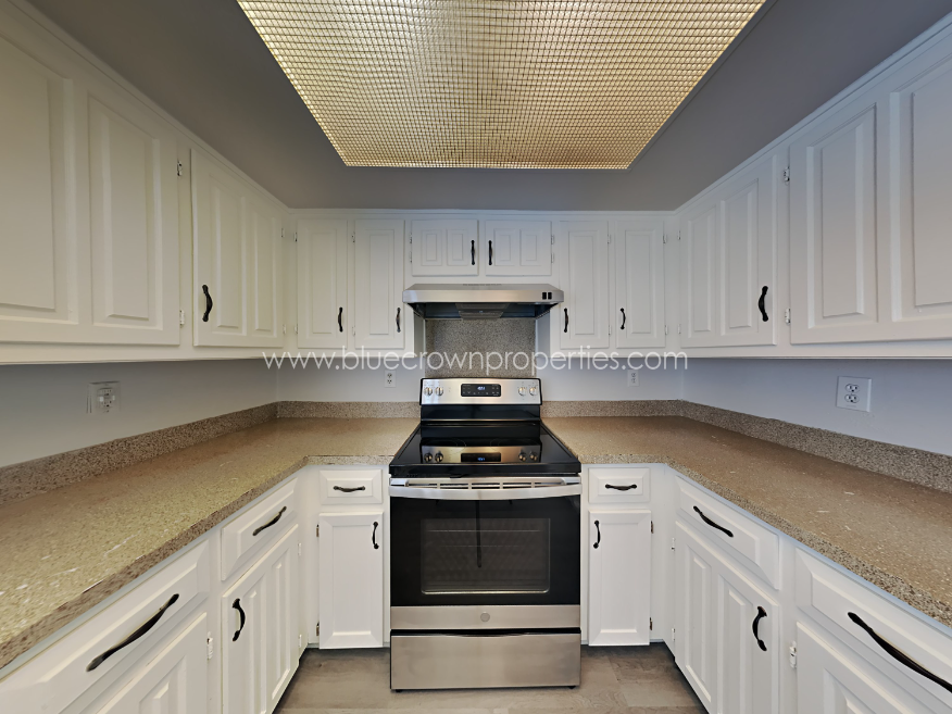 1804 Bristol Cove — property photo 5