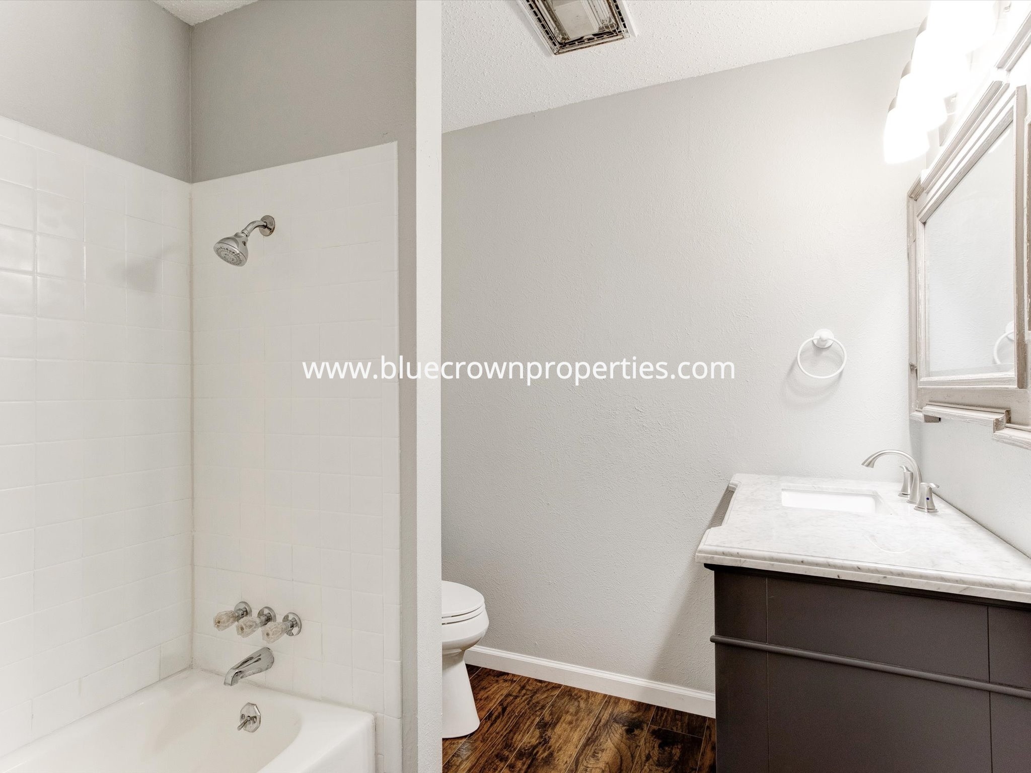 462 Westview Terrace — property photo 3