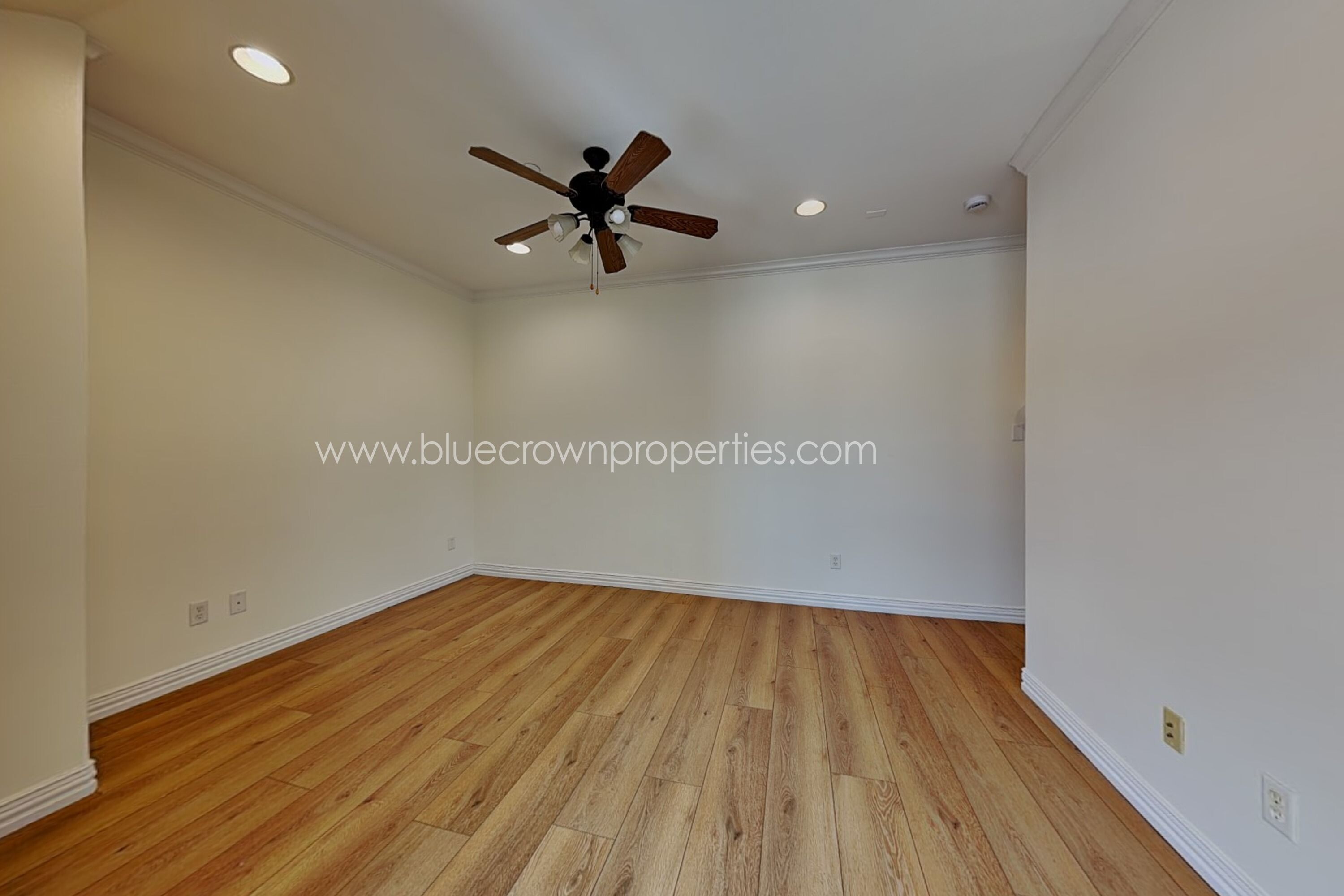 6121 Oram Street unit a — property photo 2